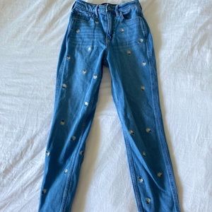 Hollister Ultra High Rise Mom Jeans